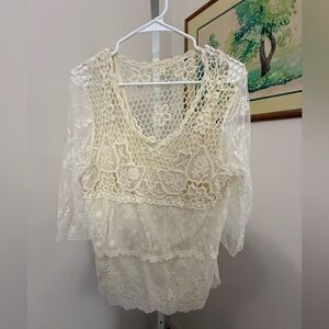 Adiva Crochet Lace Long Sleeve Blouse. NWOT. Size Large Petite.